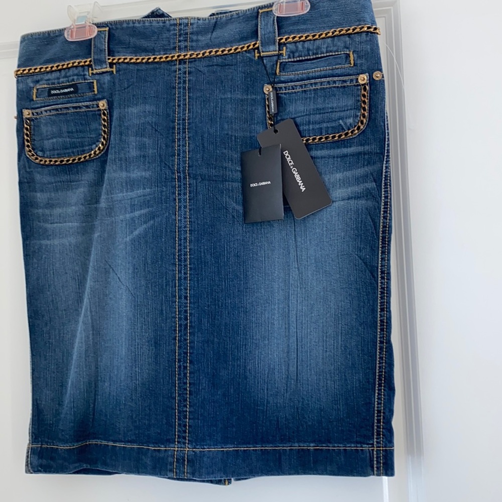 Dolce & Gabbana denim skirt size 44 new with tags